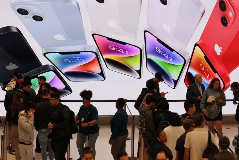 Apple iPhone 14