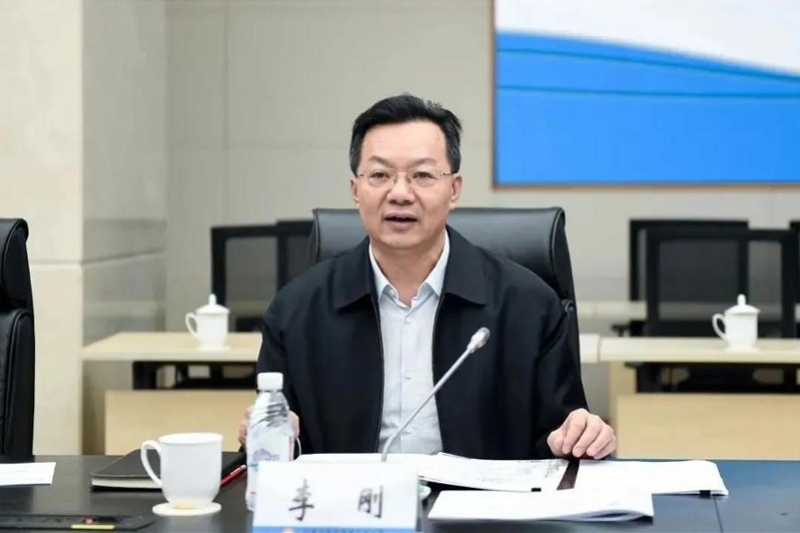 李刚