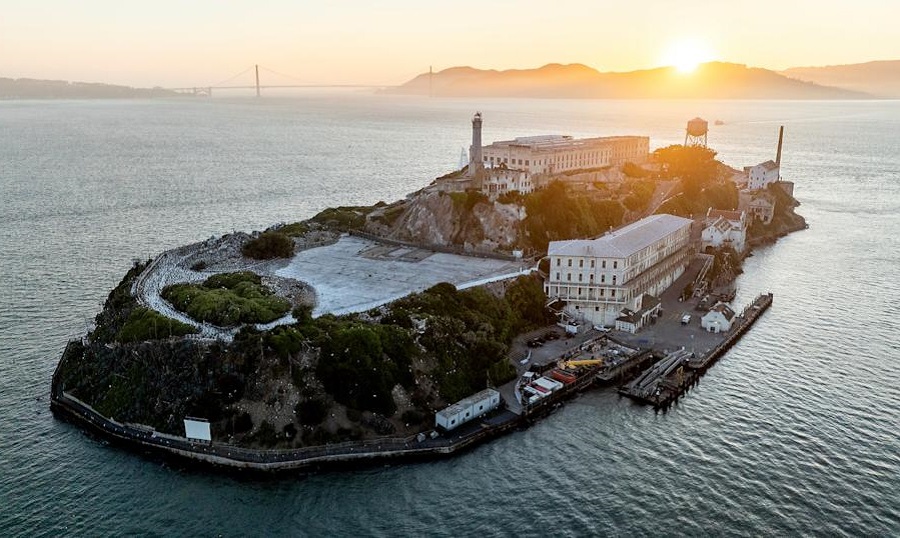 恶魔岛（Alcatraz）监狱
