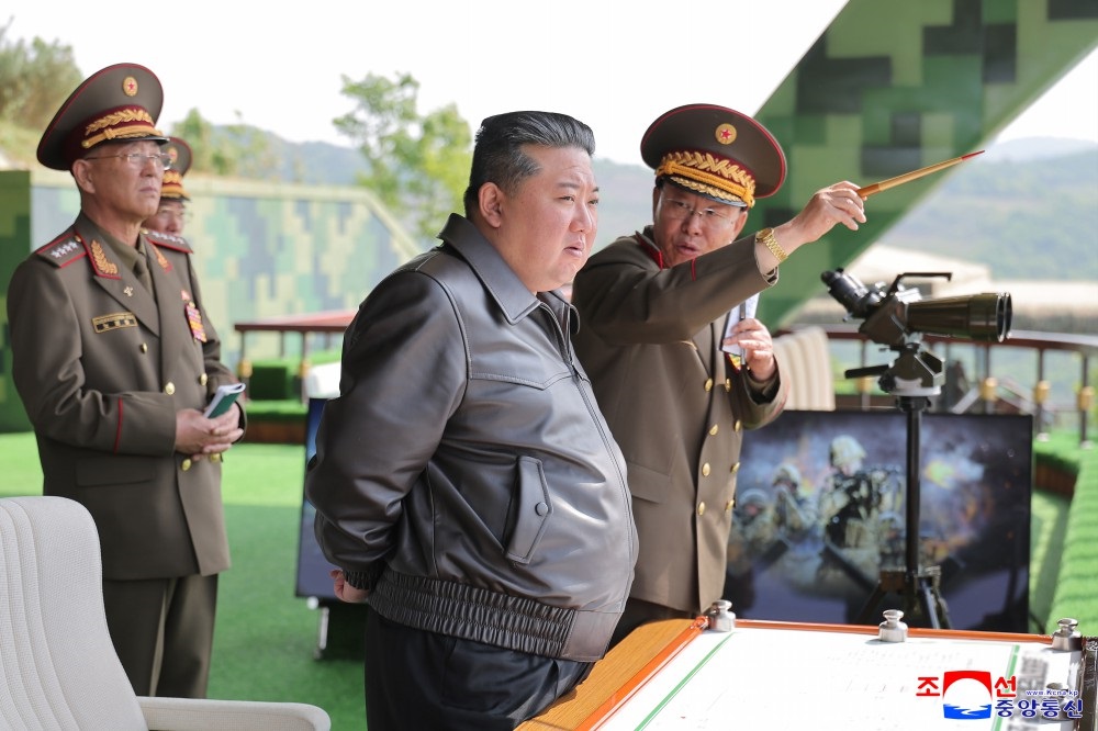 朝鲜最高领导人金正恩到首都防御军第60训练所