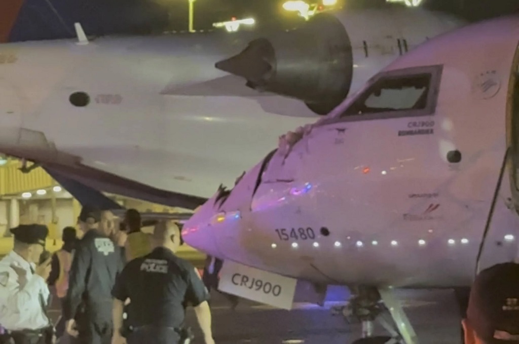 纽约拉瓜迪亚机场两架达美连接航空飞机在滑行时发生碰撞