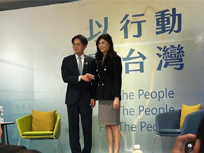 国民党主席郑丽文与台湾民众党主席黄国昌在新北市举行高峰会谈