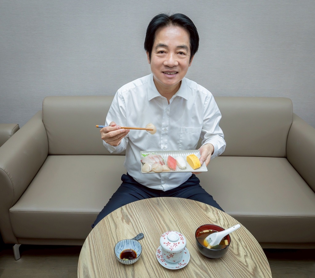 赖清德发布照片称在午餐时间享用寿司、味噌汤以及来自日本鹿儿岛的鰤鱼和北海道帆立贝