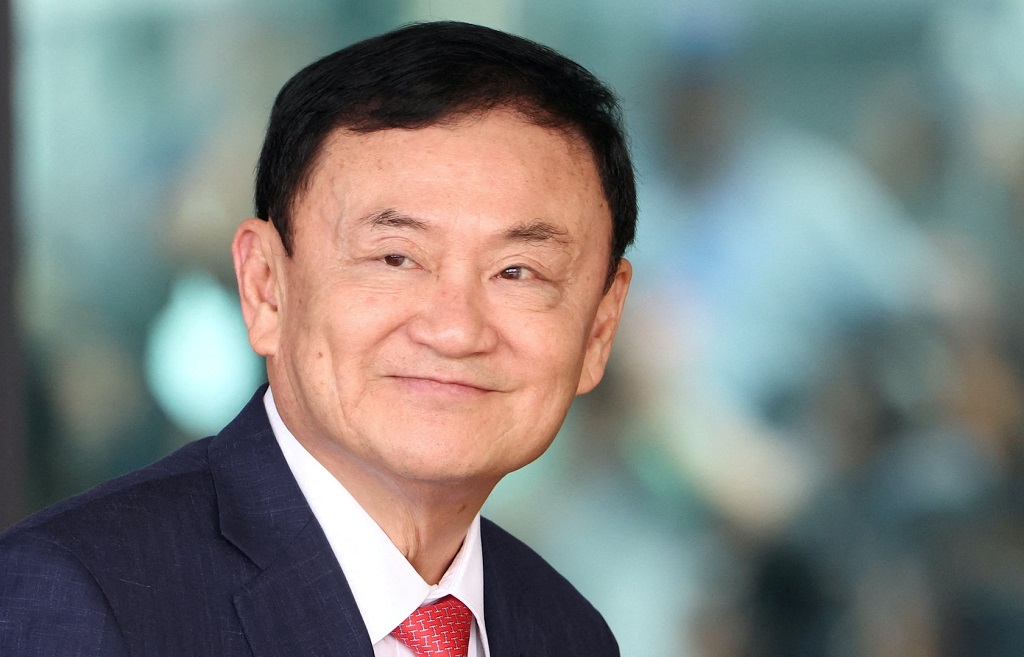 他信·西那瓦（Thaksin Shinawatra）