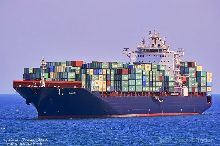 伊朗籍集装箱船Touska号